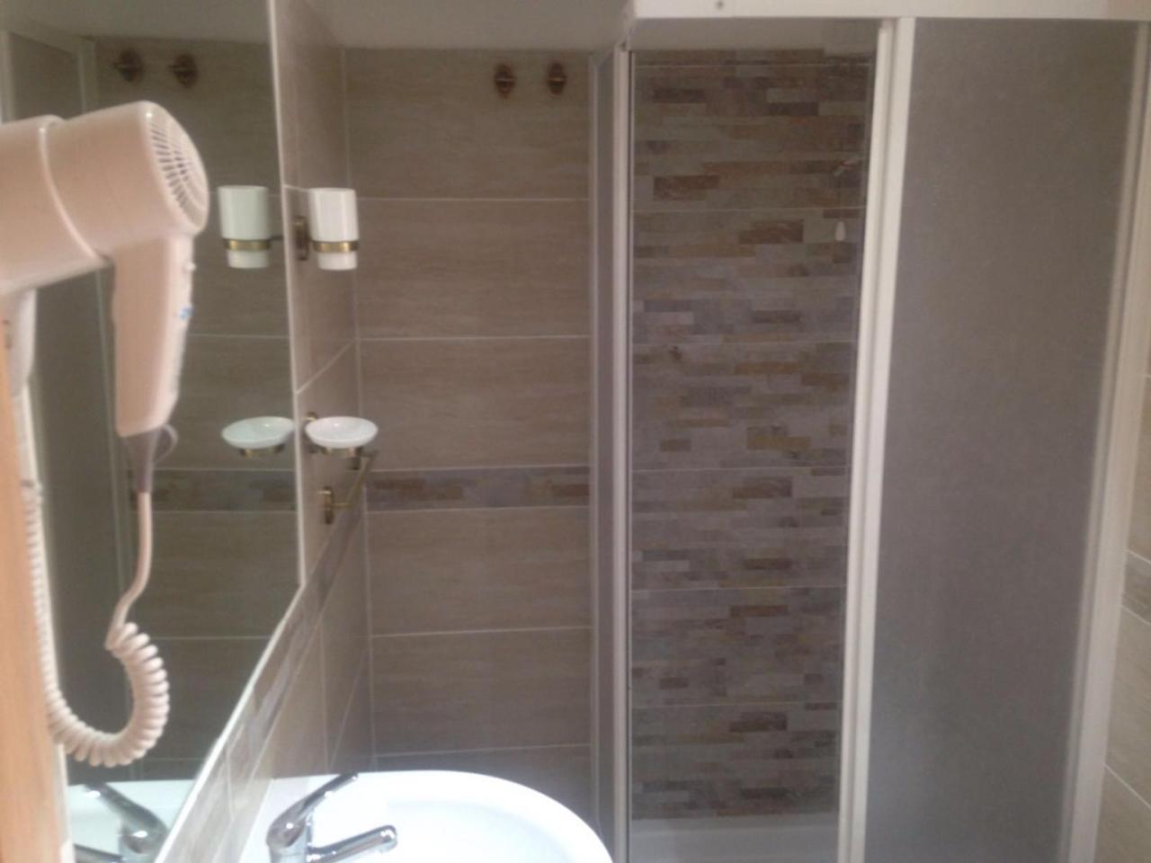 Hola Gasthof 3*